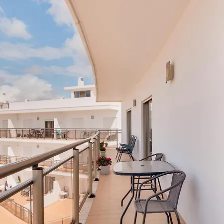2 Bedroom In A Private Condominium With Swimming Pool - Free Wifi *